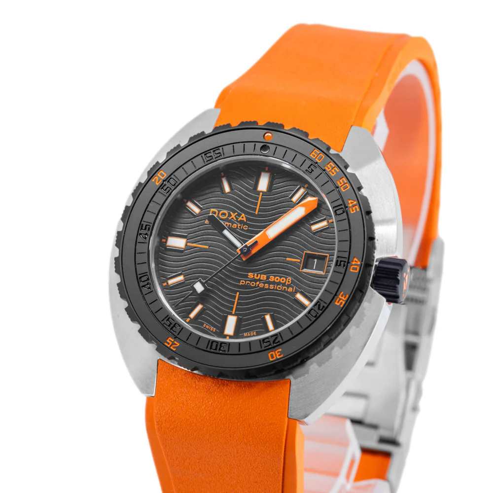 Doxa Men's 830.10.351.21 SUB 300 Beta Professional Automatic - Image 8