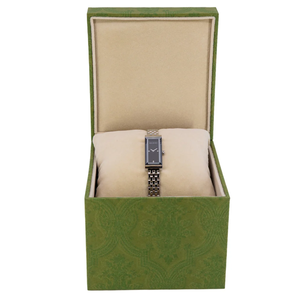Gucci Women's YA127504 G-Frame Diamonds Quartz - Image 8