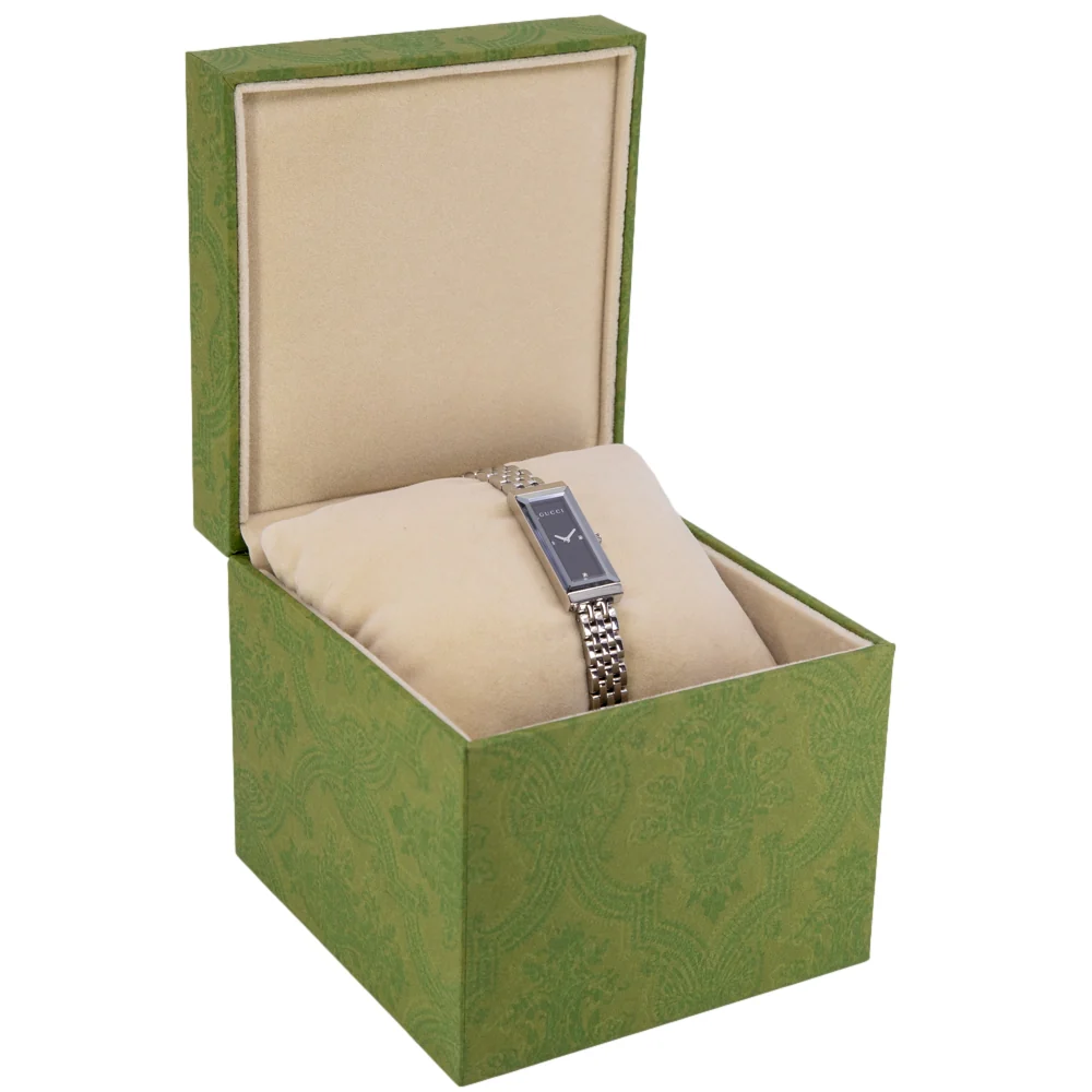 Gucci Women's YA127504 G-Frame Diamonds Quartz - Image 9